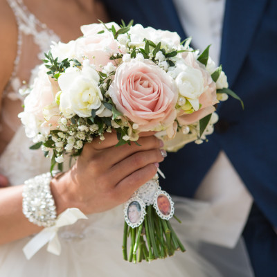 Sculpture Gallery wedding in spring.