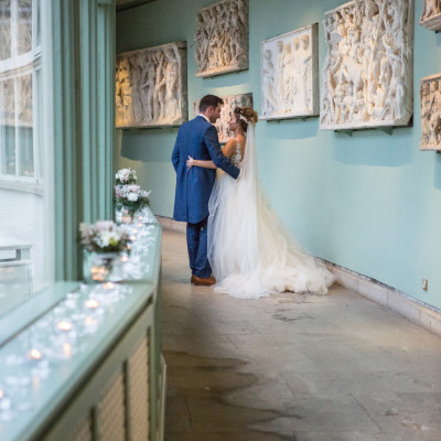 Sculpture Gallery wedding in spring.