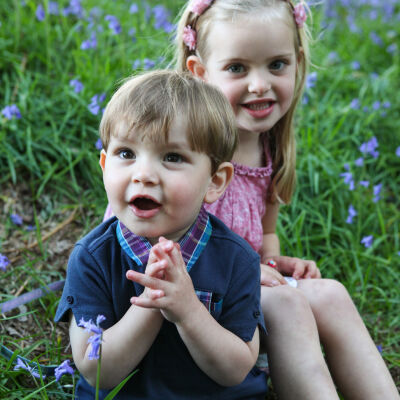 Book your  mini family photo shoot!