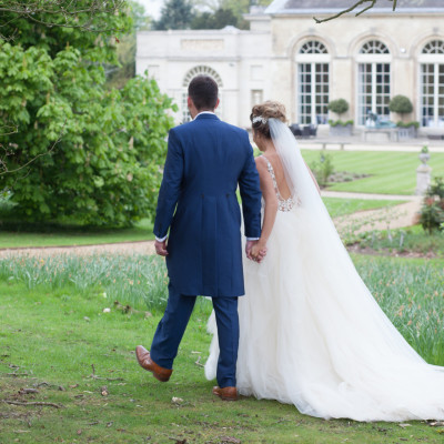 Sculpture Gallery wedding in spring.