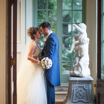 Sculpture Gallery wedding in spring.