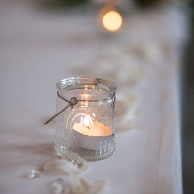 Sculpture Gallery wedding in spring.