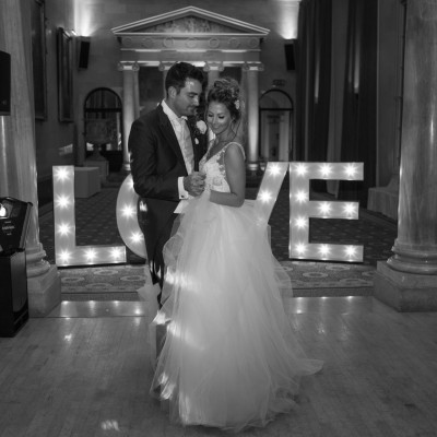 Sculpture Gallery wedding in spring.