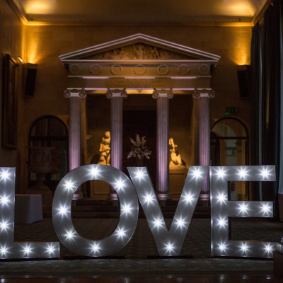 Sculpture Gallery wedding in spring.